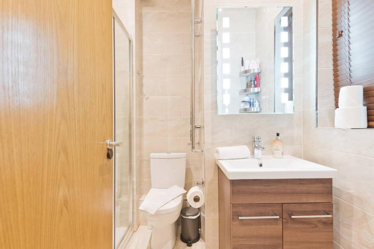 Captivating 2-Bed Apartment In Dublin 1 Экстерьер фото